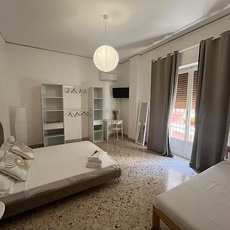 Casa Dei Nonni Di Yuri Bed & Breakfast Palermo Bagian luar foto