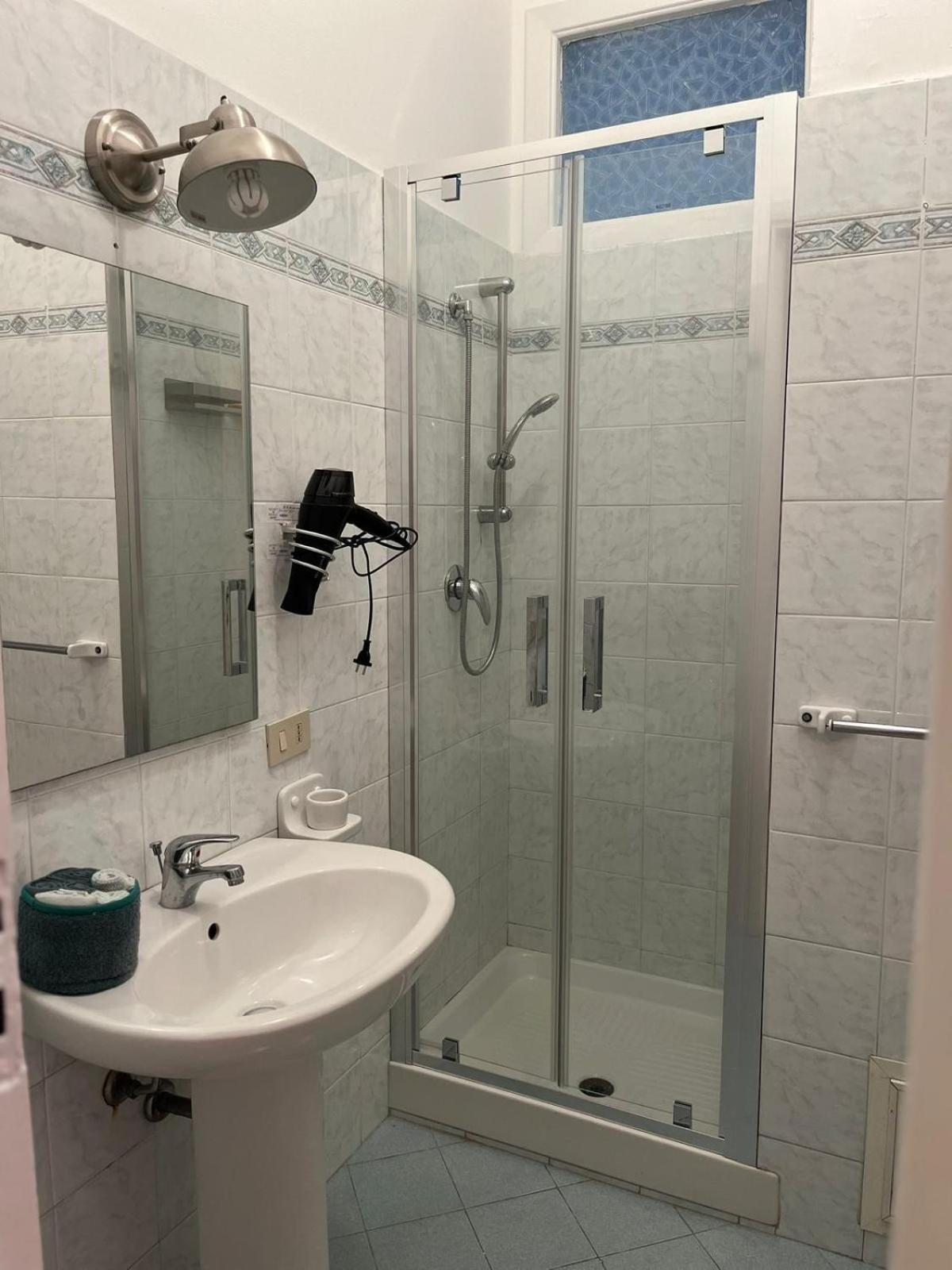 Casa Dei Nonni Di Yuri Bed & Breakfast Palermo Bagian luar foto