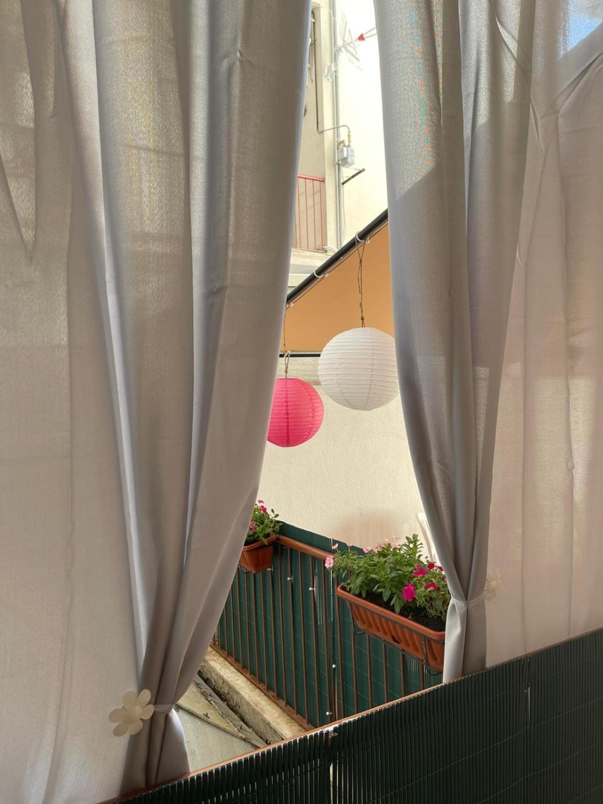 Casa Dei Nonni Di Yuri Bed & Breakfast Palermo Bagian luar foto