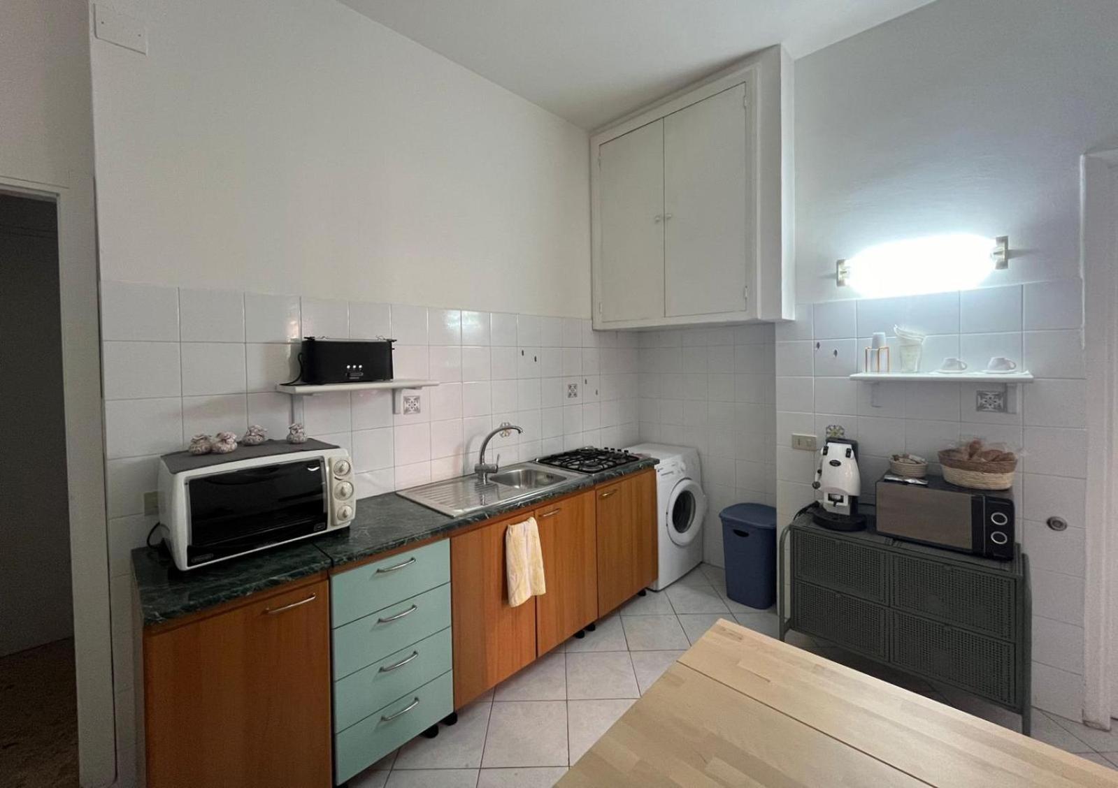 Casa Dei Nonni Di Yuri Bed & Breakfast Palermo Bagian luar foto