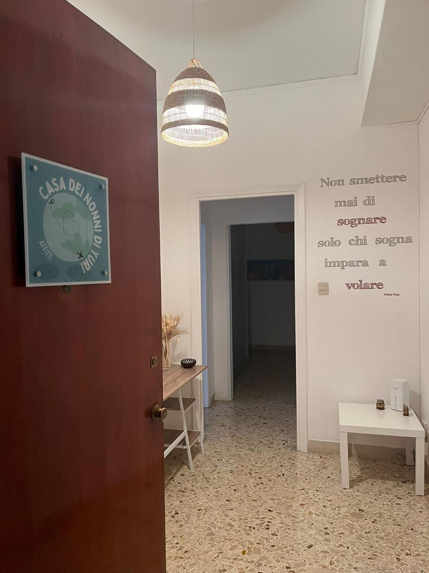 Casa Dei Nonni Di Yuri Bed & Breakfast Palermo Bagian luar foto